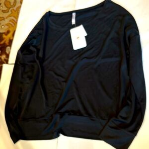 NWT Fabletics Betty Pullover Size L